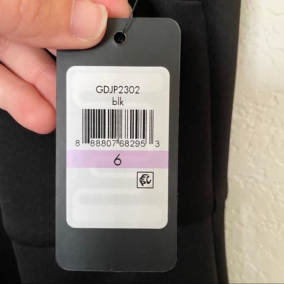 Guess Black Dress - Picture 3 of 5